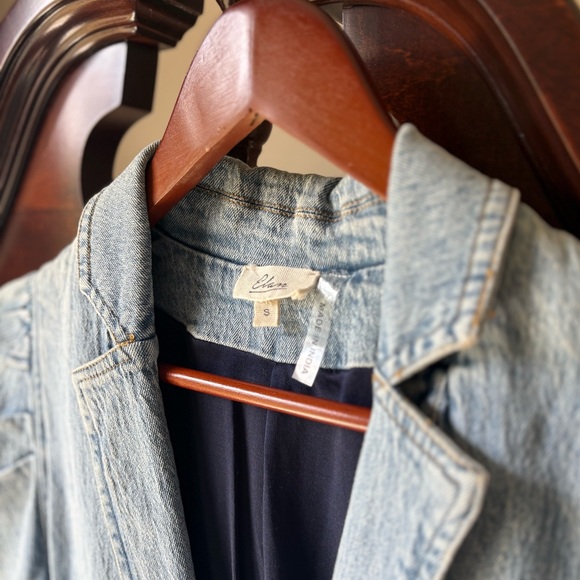 Denim Blazer Jacket Women’s size Small Puff Shoulders